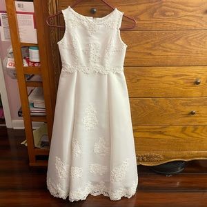 Cinderella size 8 White Dress with Lace and Pearls